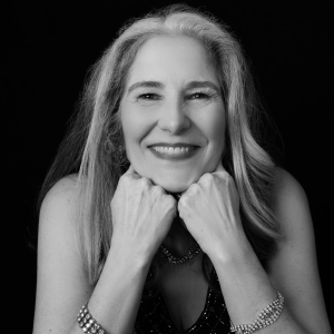 Ann Talman Stars In ELIZABETH TAYLOR AND THE SHADOW OF HER SMILE BC/EFA Benefit