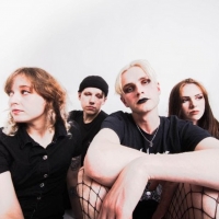 Delaire The Liar Share New Single 'Halloween' Photo