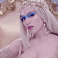  Ava Max Releases 'Kings & Queens' Video Video