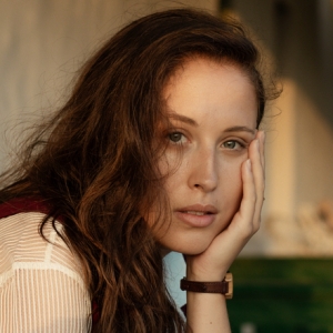 Alice Merton Shares 'Pick Me Up' Single From 'Heron' EP Photo