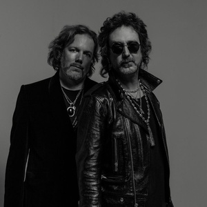 The Black Crowes and Whiskey Myers to Co-Headline Southern Hospitality Tour Photo