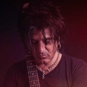Guitarist, Singer & Songwriter Steve Conte Releases New Single 'Girl With No Name' Photo