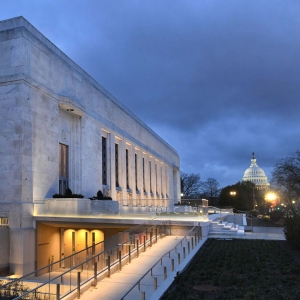 Folger Shakespeare Library To Open New Galleries, Café and Shop On June 21 Photo