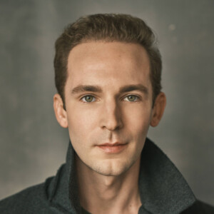Bryce Gerson to Make Off-Broadway Debut in HOLD Photo