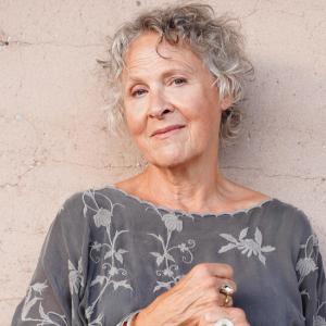 Julie Christensen to Release DON'T YOU PUSH Single and Video Photo