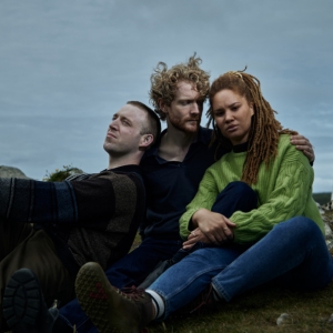 Cast Set for THE BEACON at The Everyman Photo