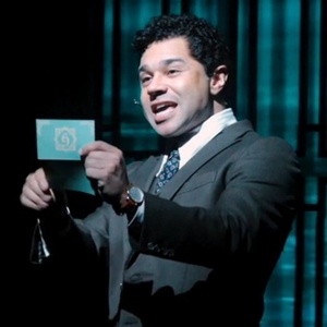 Exclusive: THE GREAT GATSBY Star Corbin Bleu Performs 'Roaring On'