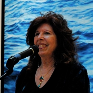 Teatro Paraguas Hosts Poetry Reading Celebrating Short Forms on June 29