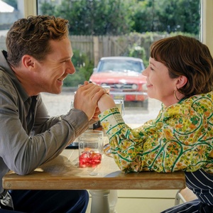 THE ROSES, Starring Benedict Cumberbatch and Olivia Colman, Sets Hulu Debut Photo