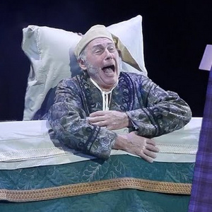 Video: EBENEZER SCROOGE’S BIG JERSEY CHRISTMAS SHOW! at George Street Playhouse Photo