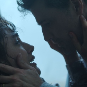 Video: Apple TV Shares Sneak Peek Clip of Penultimate Season 3 Episode of INVASION Video