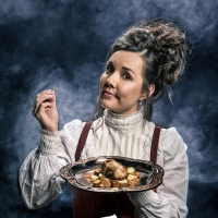 Interview | Nelle Lee on her adaptation of CHRISTMAS CAROL for shake & stir Photo