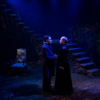 BWW Review: A GOTHIC, SPOOKY, AND MIND-BENDING SEASON OPENER WITH “THE TURN OF THE  Video