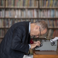 Best-Selling Author David Sedaris Returns To Raue Center Photo