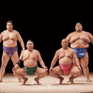 EDINBURGH 2026: Review: THE SUMO SHOW HIRAKUZA, Underbelly