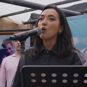 Video: Grace Mouat Performs Love Heals Ahead of THE JONATHAN LARSON PROJECT European Premi Photo