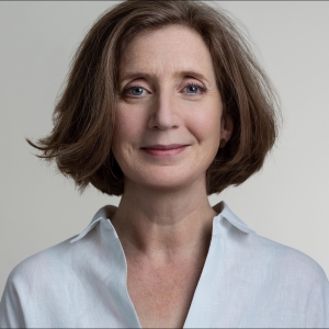 Interview: 'Breaking the Fourth Wall is the Best Thing Ever!': Actor Nancy Crane on…