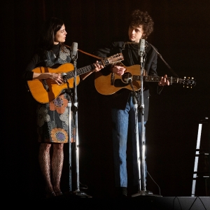 TV: A COMPLETE UNKNOWN, el biopic de Bob Dylan, llega mañana a los cines Photo