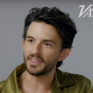 Video: Jonathan Bailey Recalls Rehearsing for WICKED Photo