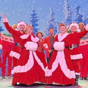 Review: IRVING BERLINS WHITE CHRISTMAS at Dutch Apple Dinner Theatre Photo