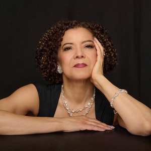 Leslee Warren to Bring LIGHT DARK & STORMY - LENA HORNE to Chelsea Table + Stage Photo