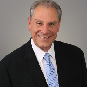 Interview: GINO GAUDIO SINGS HIS POPULAR SET AT LA PUGLIA Of Santa Monica! Photo