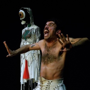 Crítica: VÉRTEBRA at TEATRO SERGIO MAGAÑA Photo