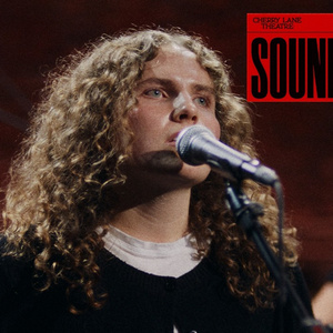 Video: Annabelle Dinda Performs for 'Sound Check' at Cherry Lane Theatre Series Photo