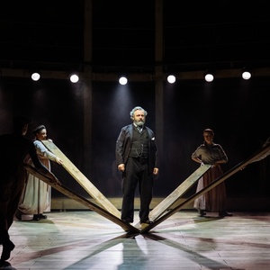 Review: OUR TOWN, Starring Michael Sheen, Rose Theatre Photo