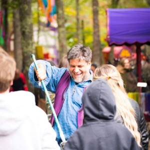 Interview: Puppeteer Vinny Lovegrove Brings His Miracle Fish Puppet Theater to KING RICHARD'S FAIRE