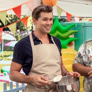 Exclusive: Watch Andrew Rannells in THE GREAT AMERICAN BAKING SHOW
 Photo