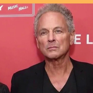 Lindsey Buckingham Says He and Stevie Nicks Have Buried the Hatchet Photo