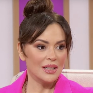 Video: Alyssa Milano Shares Story of Husband's Surprise on CHICAGO Opening Night