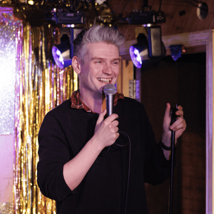 Sheeps' Jonno Johnson Will Make Solo Stand-up Debut With HERE COMES MR FUNNY at Edinburgh Fringe