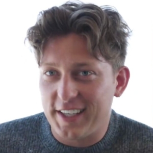 Video: Tom Francis Reveals the Easter Eggs in SUNSET BOULEVARDs Entracte Photo