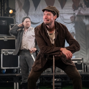 Review: STONES IN HIS POCKETS, Salisbury Playhouse Photo