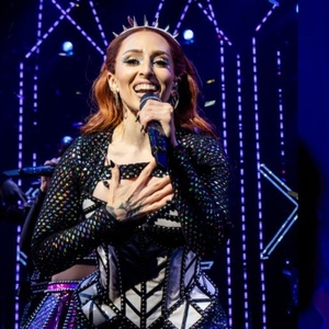 Kelsie Watts Sets Final Performance in SIX; Jasmine Forsberg to Return Photo