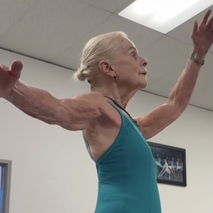 Video: 84-Year-Old Ballerina Suzelle Poole Inspires Dancers Worldwide Photo