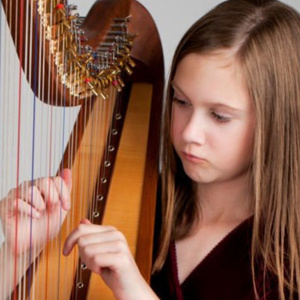 American Music Institute Now Offers Harp Lessons in Illinois Photo