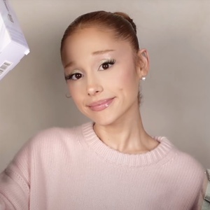 Video: Ariana Grande Breaks Down R.E.M. Beautys New WICKED Line Photo