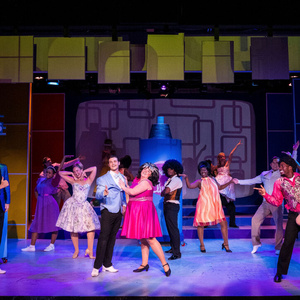Review: HAIRSPRAY at New Village Arts Photo