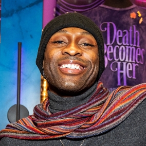 Taurean Everett Shares the Scoop From Backstage at DEATH BECOMES HER Photo