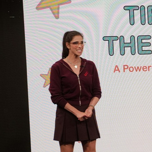 Sarah Silverman Builds a PowerPoint to Find Tiffany Haddish a Boyfriend Photo