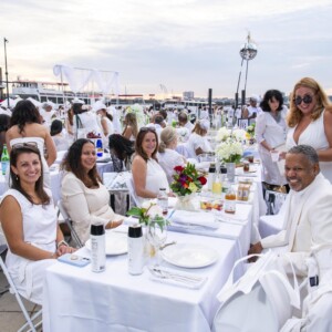 Diner en Blanc NYC-A Stunning and Festive Event Photo