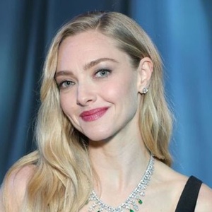 Amanda Seyfried & More to Present at  the 2026 Golden Globes Photo