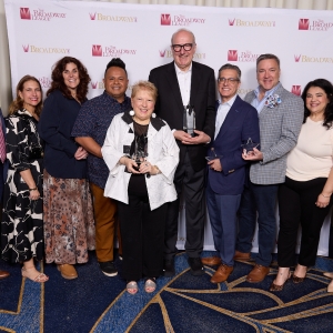 Jeff Chelesvig, Jeff Loeb and More Receive 2025 League Awards Photo