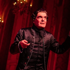 Review Roundup: Jefferson Mays-Led AMADEUS at Pasadena Playhouse Photo