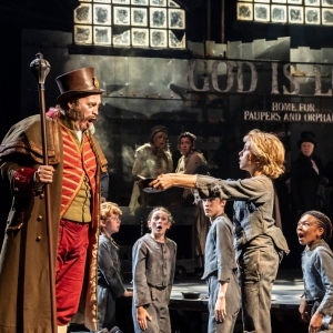 Review: OLIVER!, Chichester Festival Theatre Photo