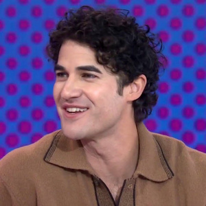 Video: Darren Criss Discusses the Joy of Returning to MAYBE HAPPY ENDING Photo