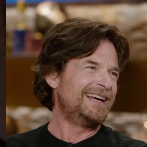 Jason Bateman Talks Empty Nest Life With Jon Stewart on THE DAILY SHOW Photo